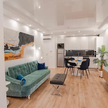 Alpetri Apartment *